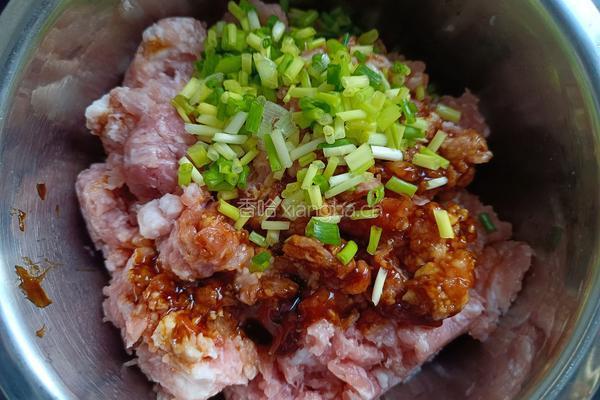 肉圆炖白菜的做法图解5