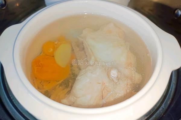 猪骨菜干汤的做法图解6