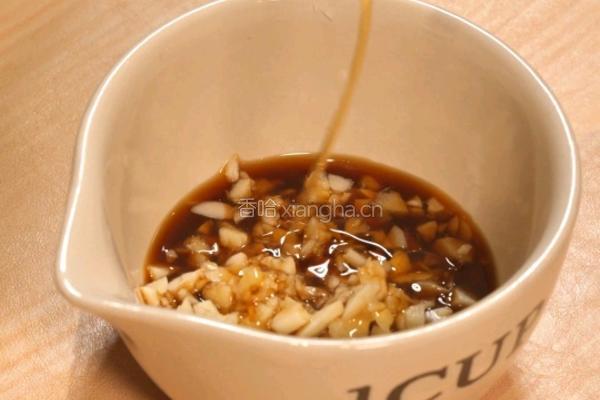 辣味抱蛋豆腐的做法图解2