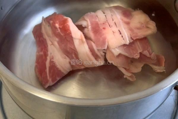 番茄牛肉烩饭的做法图解1