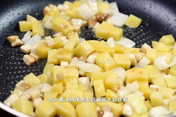 鸡肉蘑菇浓汤的做法图解3