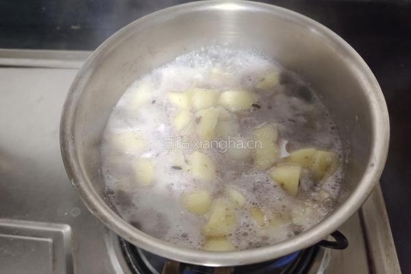 紫米酒酿小圆子水果羹的做法图解6