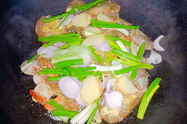 干焗虾和花甲的做法图解8