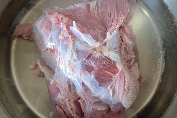  陈皮卤牛腱的做法图解1