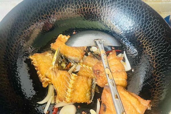 香辣青鱼排的做法图解4