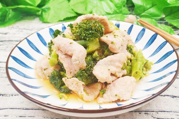 西蓝花炒肉片的做法图解12