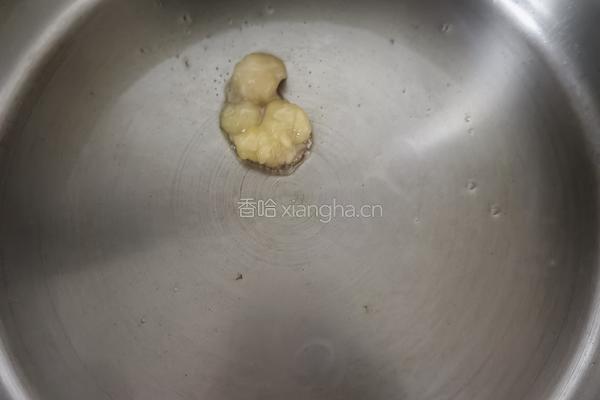 麻辣栗子鸡的做法图解2