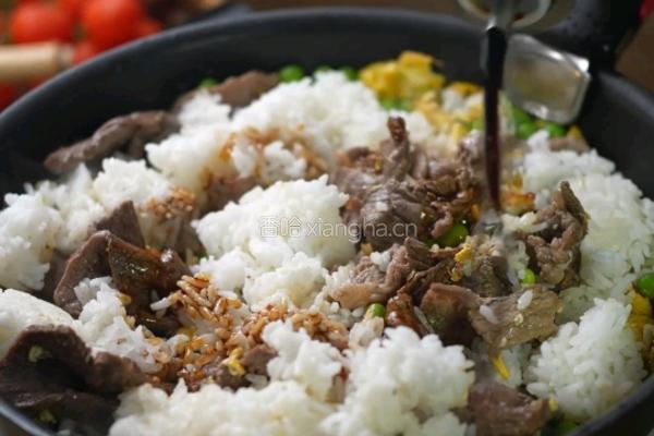 黑松露牛肉炒饭的做法图解7