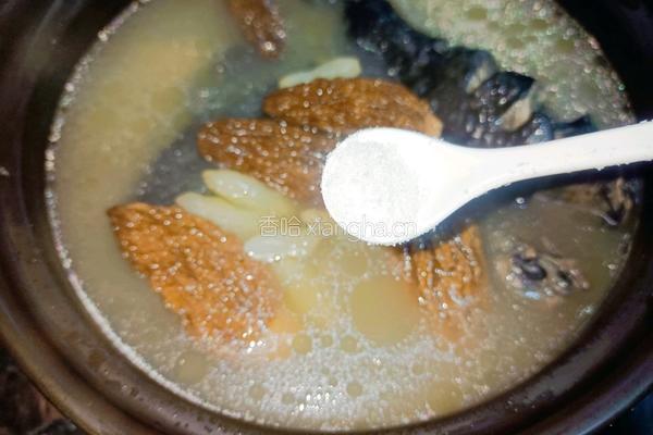 羊肚菌乌鸡汤的做法图解8