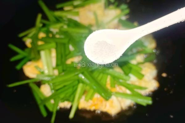 韭菜炒鸡蛋的做法图解7