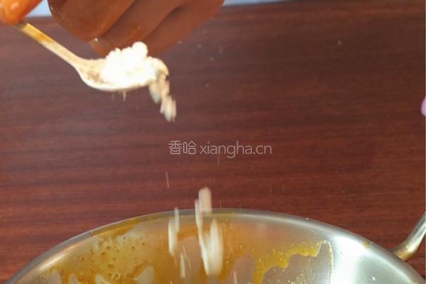 香浓茄汁三文鱼的做法图解2