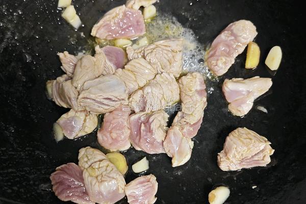 瓠子烧肉的做法图解2