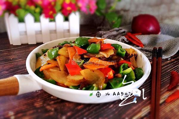 青椒胡萝卜土豆片的做法图解17