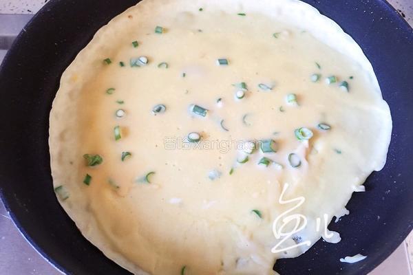 葱香鸡蛋饼的做法图解8