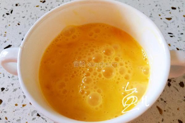 平菇炒鸡蛋的做法图解2