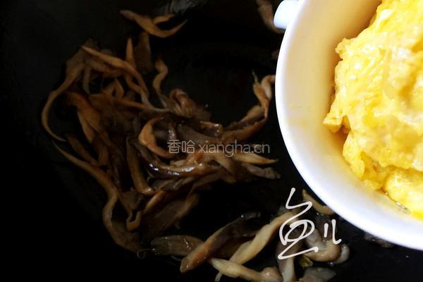 平菇炒鸡蛋的做法图解13