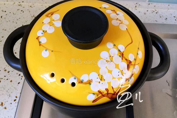 胡萝卜小米粥的做法图解6