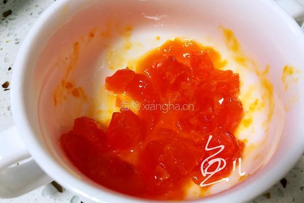 咸蛋黄豆腐的做法图解2