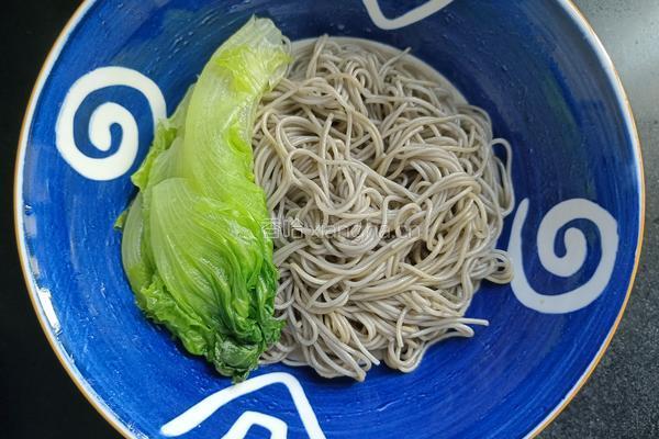 黄瓜滑肉片拌荞麦面的做法图解14