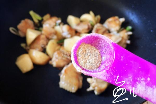 土豆炖鸡翅的做法图解12