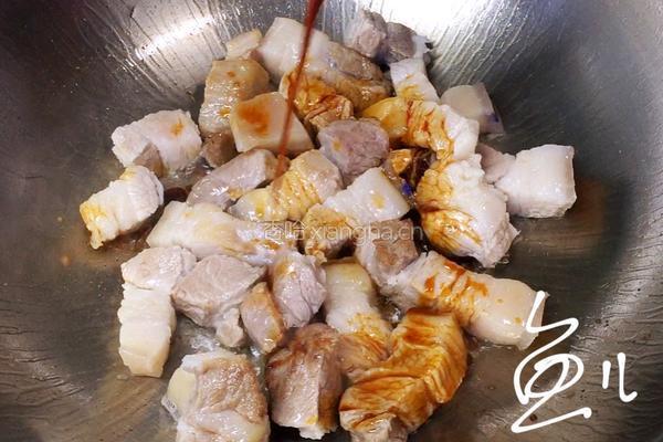 五花肉焖莲藕的做法图解4