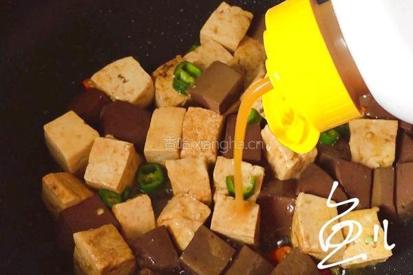 鸭血豆腐的做法图解15