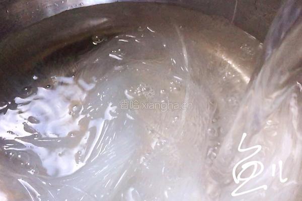 蒜蓉粉丝蒸金针菇的做法图解4