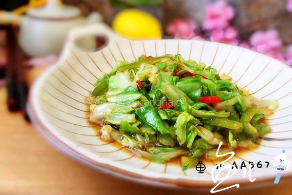 爆炒卷心菜