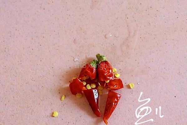卷心菜炒粉条的做法图解3