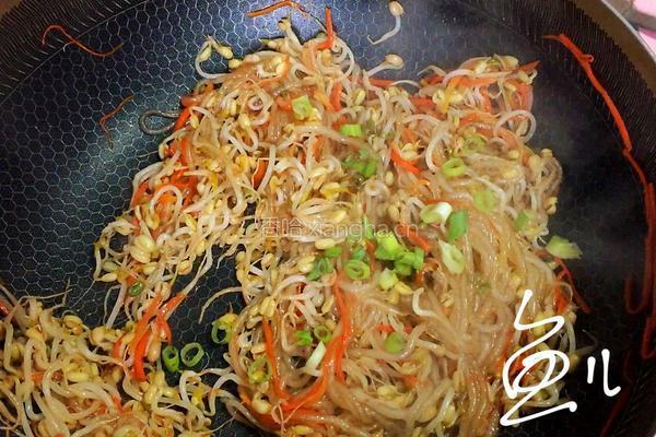 豆芽炒粉条的做法图解13