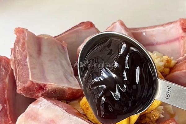 蒜香椒盐排骨的做法图解3