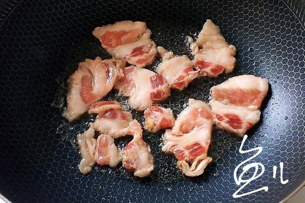 辣白菜土豆片的做法图解3