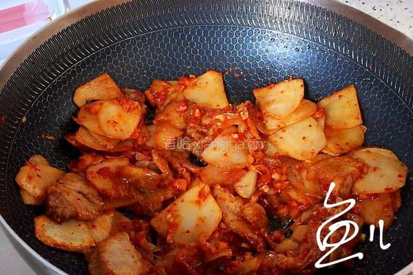 辣白菜土豆片的做法图解10