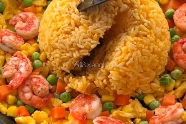 菠萝虾仁蛋炒饭的做法图解8