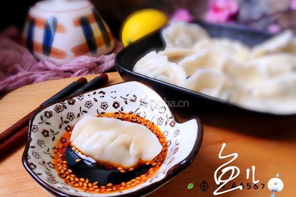 猪肉韭菜水饺