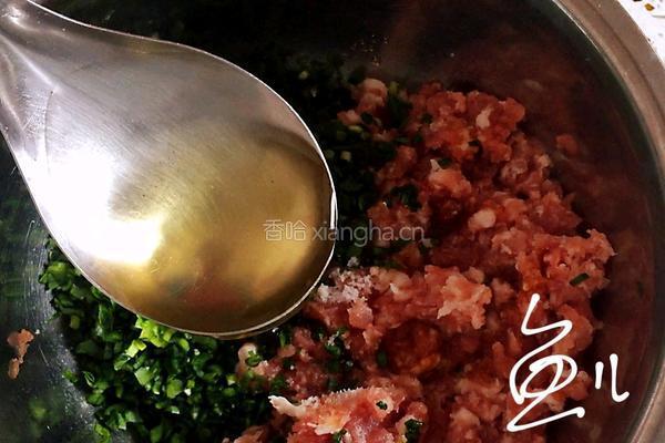 猪肉韭菜水饺的做法图解9