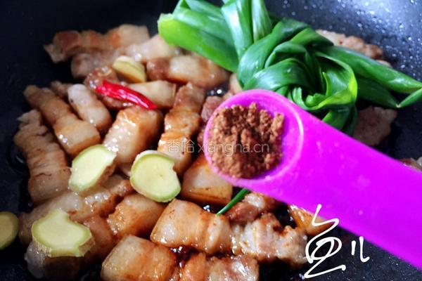 五花肉焖饭的做法图解9