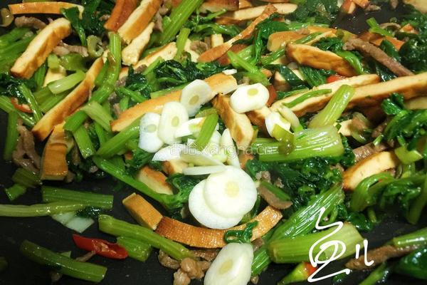 芹菜炒香干的做法图解10