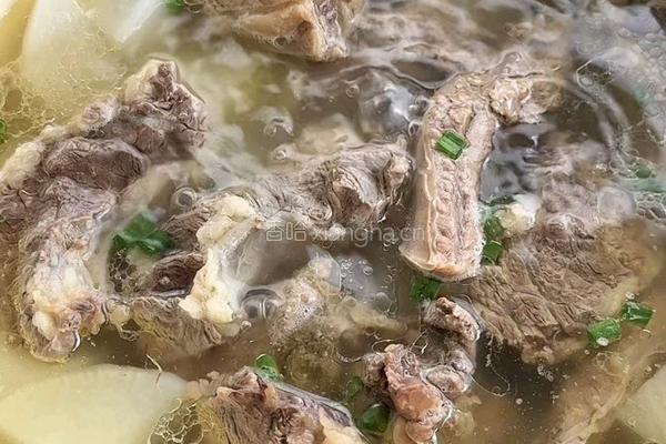 清汤牛肋条