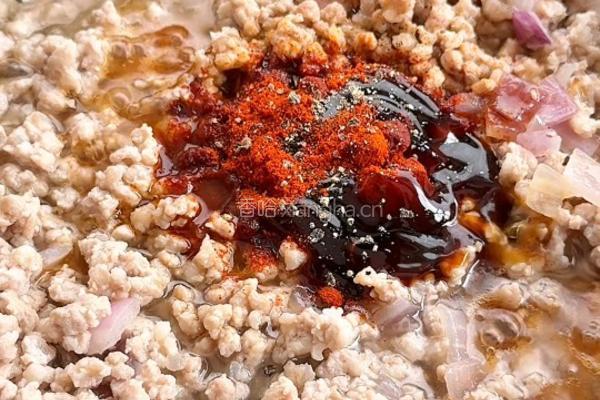 牛奶咖喱肉酱饭的做法图解4