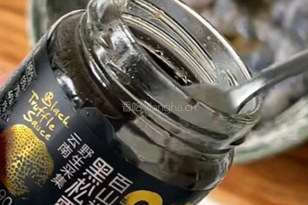 黑松露土豆虾滑卷的做法图解3