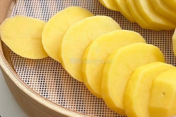 黑松露脆脆薯球的做法图解1