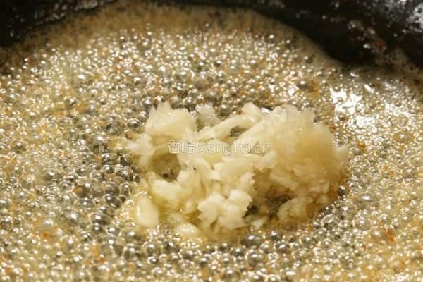 黑松露奶油虾的做法图解4