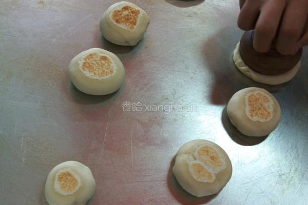 驴肉火烧(火烧夹肉饼胚 通用）的做法图解4