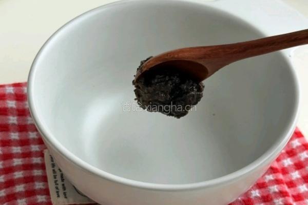 香煎鸡腿恰巴塔的做法图解3