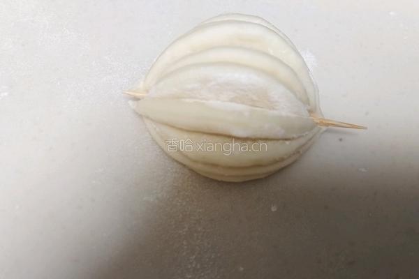 灯笼奶香小馒头的做法图解7
