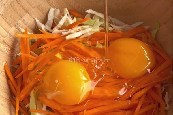 菠菜虾仁烤蛋饼的做法图解3