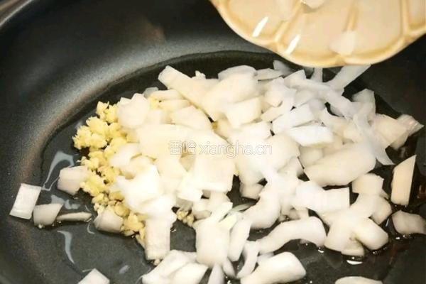 芝士番茄鸡肉焗意面的做法图解1