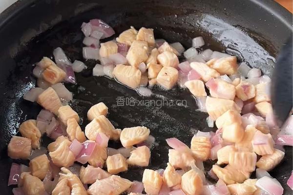 芝士鸡肉土豆塔的做法图解3