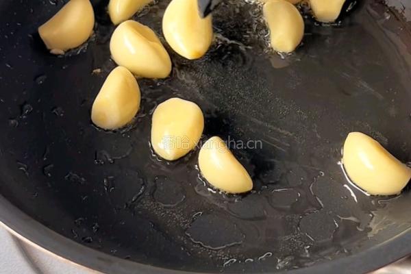 咖喱牛肉乌冬面的做法图解3